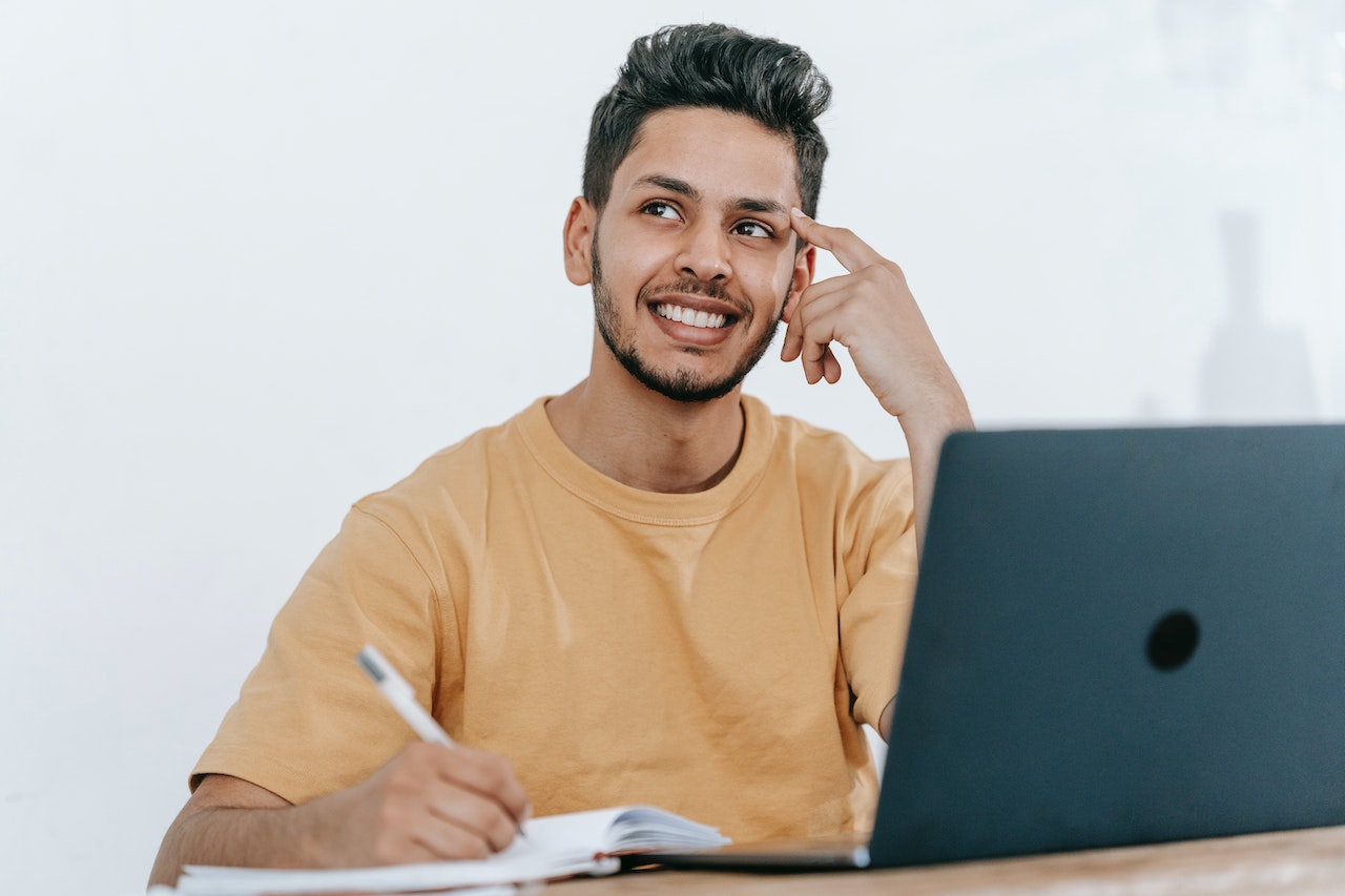 Choosing the Right GST Plan for Your Startup